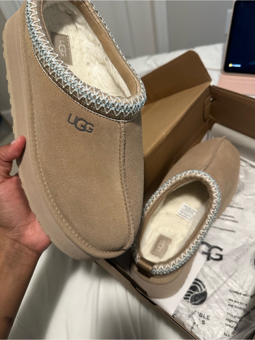 UGG Women's Chestnut Suede Cozy Slip-On Clogs